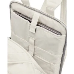 UA Project Rock Box Duffel Backpack, Ivory 24 UA Project Rock Box Duffel Backpack, Ivory -Gymstick Butik 1364189 130.MASTER UA Project Rock Box Duffel Backpack Ivory 03 jan23 1