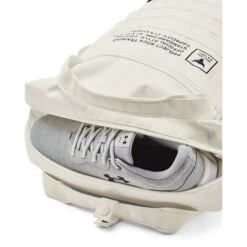 UA Project Rock Box Duffel Backpack, Ivory 25 UA Project Rock Box Duffel Backpack, Ivory -Gymstick Butik 1364189 130.MASTER UA Project Rock Box Duffel Backpack Ivory 04 jan23 1