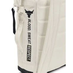 UA Project Rock Box Duffel Backpack, Ivory 36 UA Project Rock Box Duffel Backpack, Ivory -Gymstick Butik 1364189 130.MASTER UA Project Rock Box Duffel Backpack Ivory 07 jan23 1