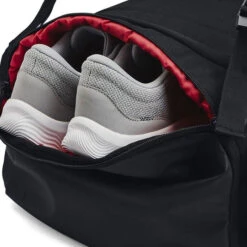 UA Project Rock Duffle Back Pack Black -Gymstick Butik 1376459 001.MASTER UA ProjectRock Duffle Back Pack Black 0123 4