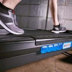 Reebok Treadmill JET300 19 Reebok Treadmill JET300 -Gymstick Butik 270 107212 Reebok Treadmill JET300 lifestyle april20 09