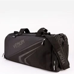 Venum Trainer Lite Evo Sports Bag, Black/Black -Gymstick Butik VENUM 03830 114 Venum Trainer Lite Evo Sports Bag BlackBlack 02 maj22 1