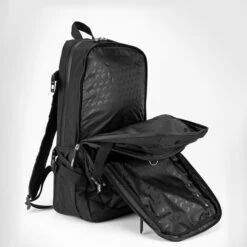 Venum Challenger Pro Evo BackPack, Black/Black -Gymstick Butik VENUM 03832 114 Venum Challenger Pro Evo BackPack BlackBlack 06 maj22 1
