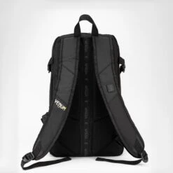 Venum Challenger Pro Evo BackPack, Black/Gold 36 Venum Challenger Pro Evo BackPack, Black/Gold -Gymstick Butik VENUM 03832 126 Venum Challenger Pro Evo BackPack BlackGold 03 maj22 1