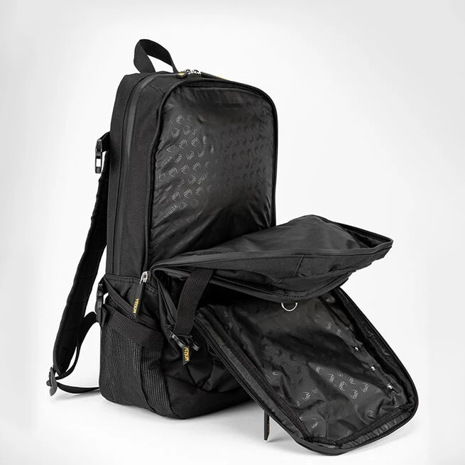 Venum Challenger Pro Evo BackPack, Black/Gold 8 Venum Challenger Pro Evo BackPack, Black/Gold - Billede 6